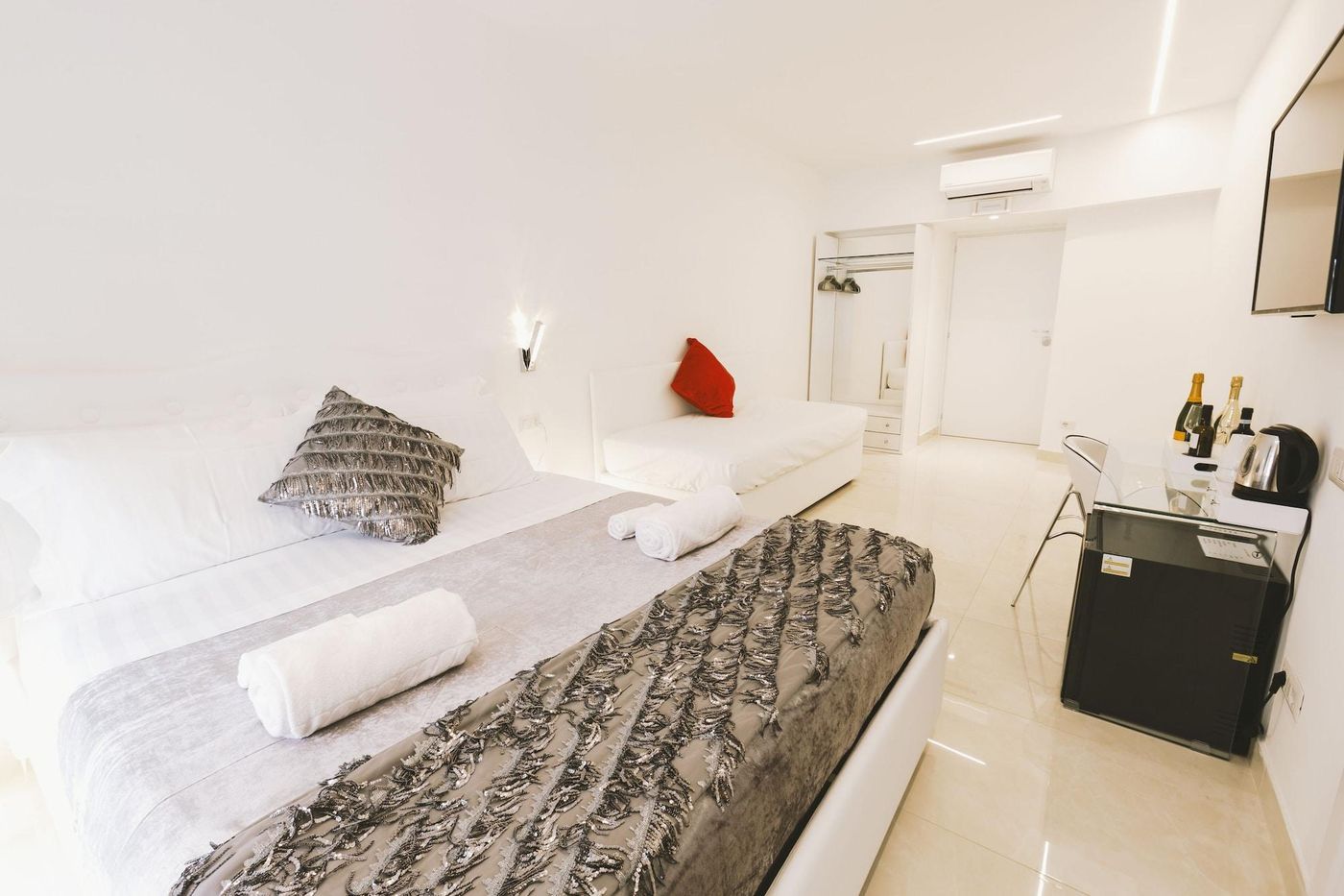 San Pietro Grand Suite-Italy-ROME-Room-2