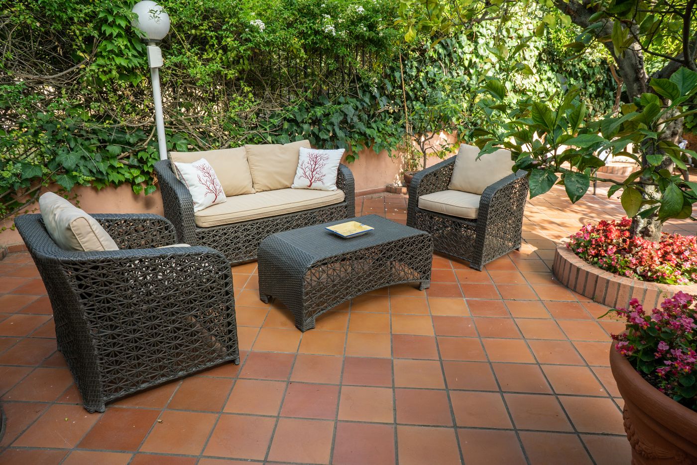 Hotel-Regina-Sorrento-Pool-10