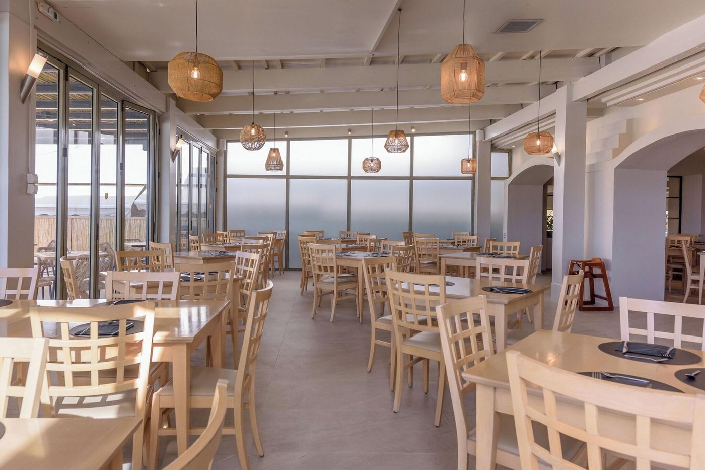 Neptuno-Beach-Restaurant-39