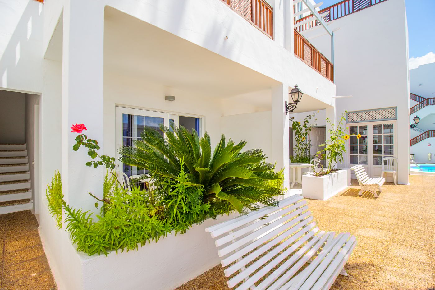 Vista Mar Apartments