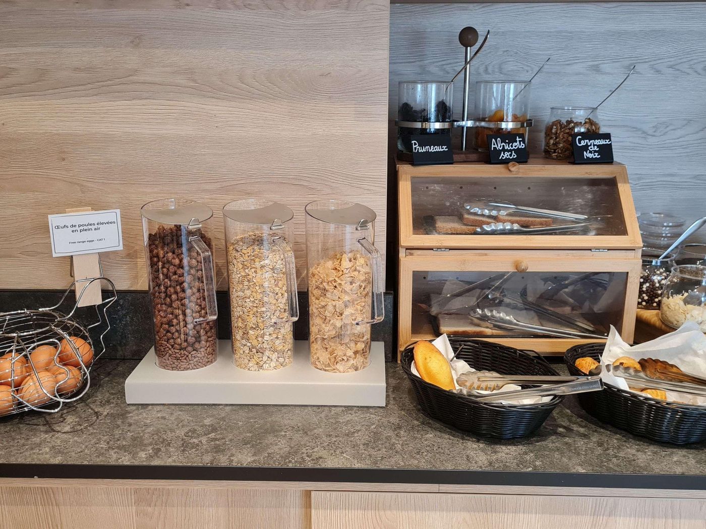 ibis-Styles-Cannes-Le-Cannet-Restaurant-55