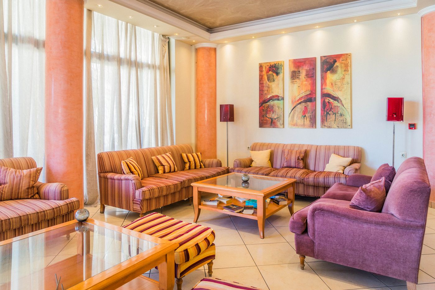 Castello-City-Lobby-47