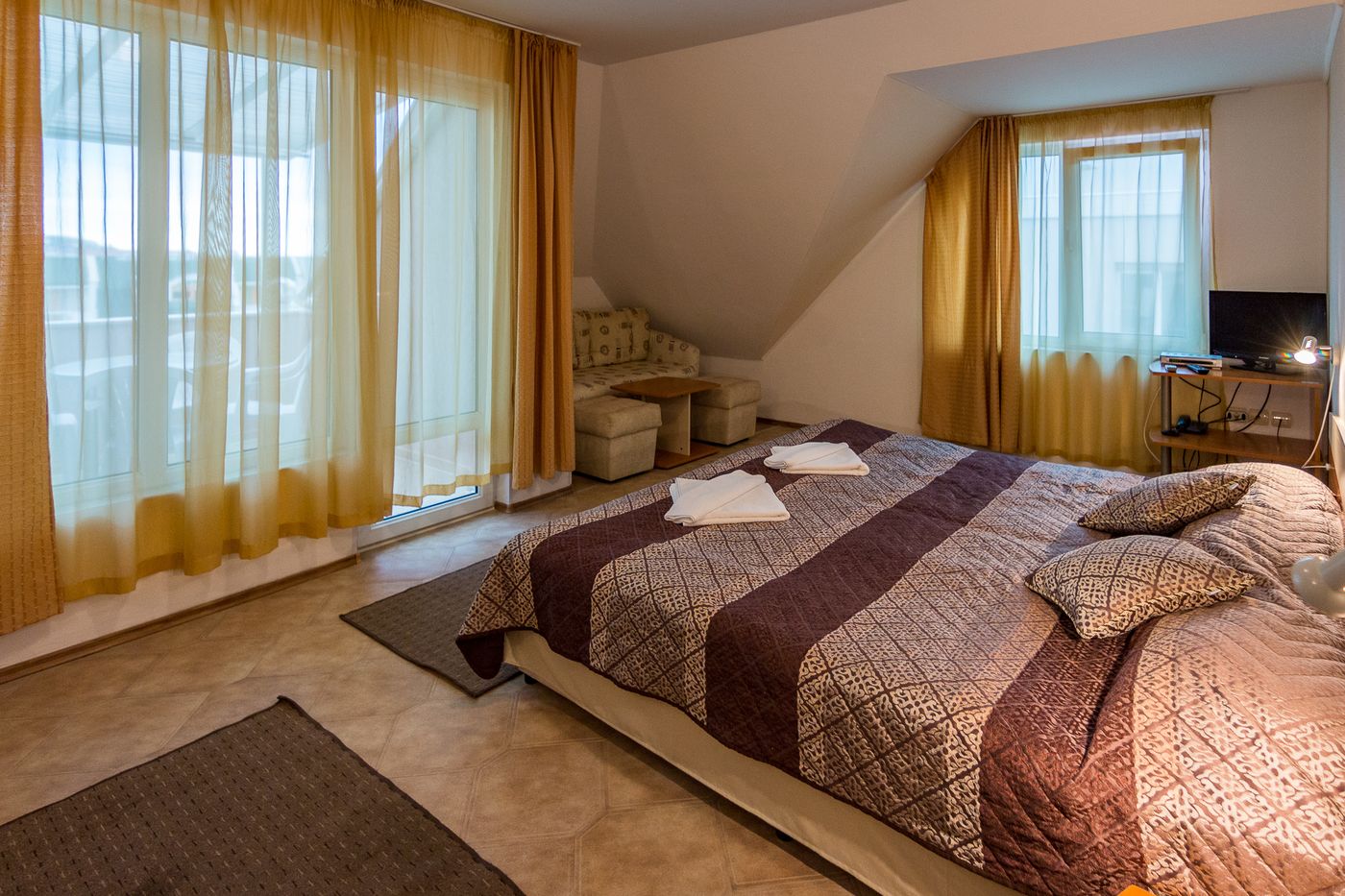 Family-Hotel-Venera-Room-29