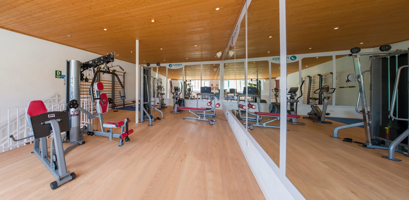 Playasol-Cala-Tarida-Sports-and-Entertainment-57