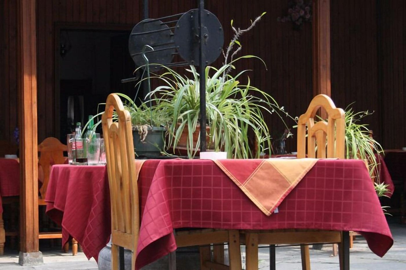 Alafrangite-Hotel-Restaurant-27