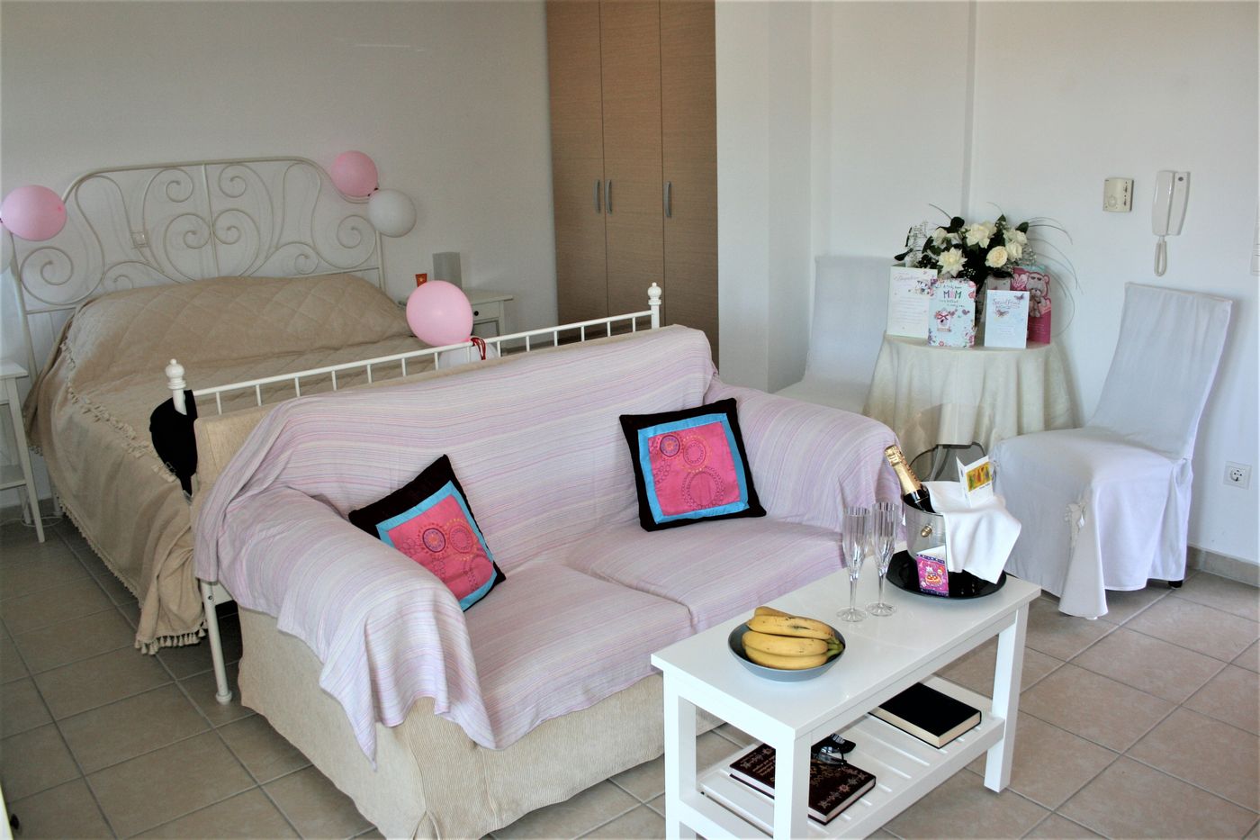 Lagoon-View-Apartments---Adults-Only-Room-19