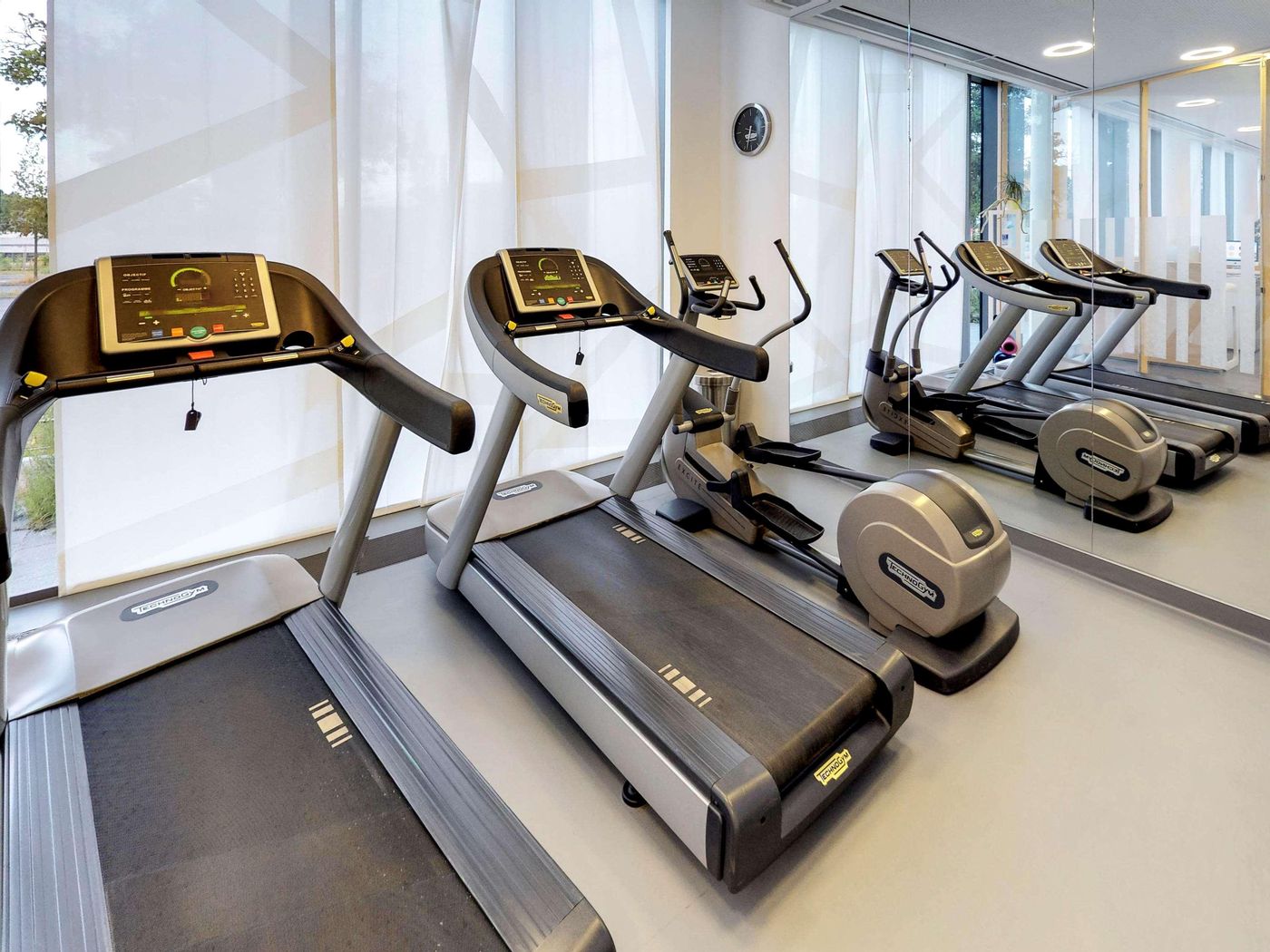 Novotel-Suites-Luxembourg-Sports-and-Entertainment-74
