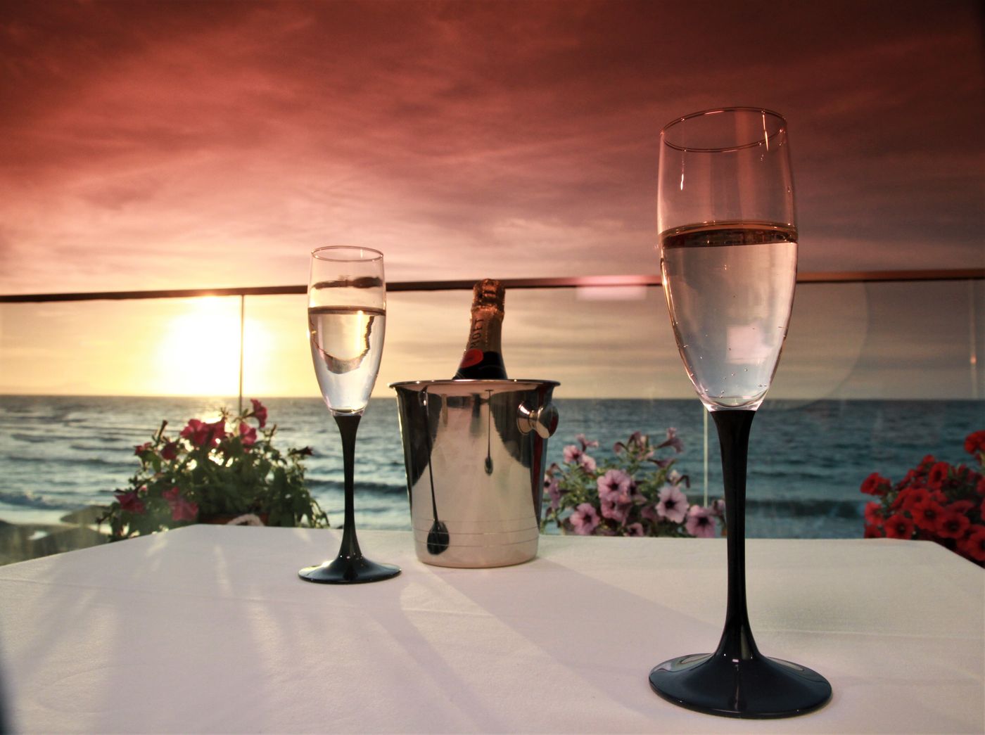 Dedalos-Beach-Hotel-Terrace-48