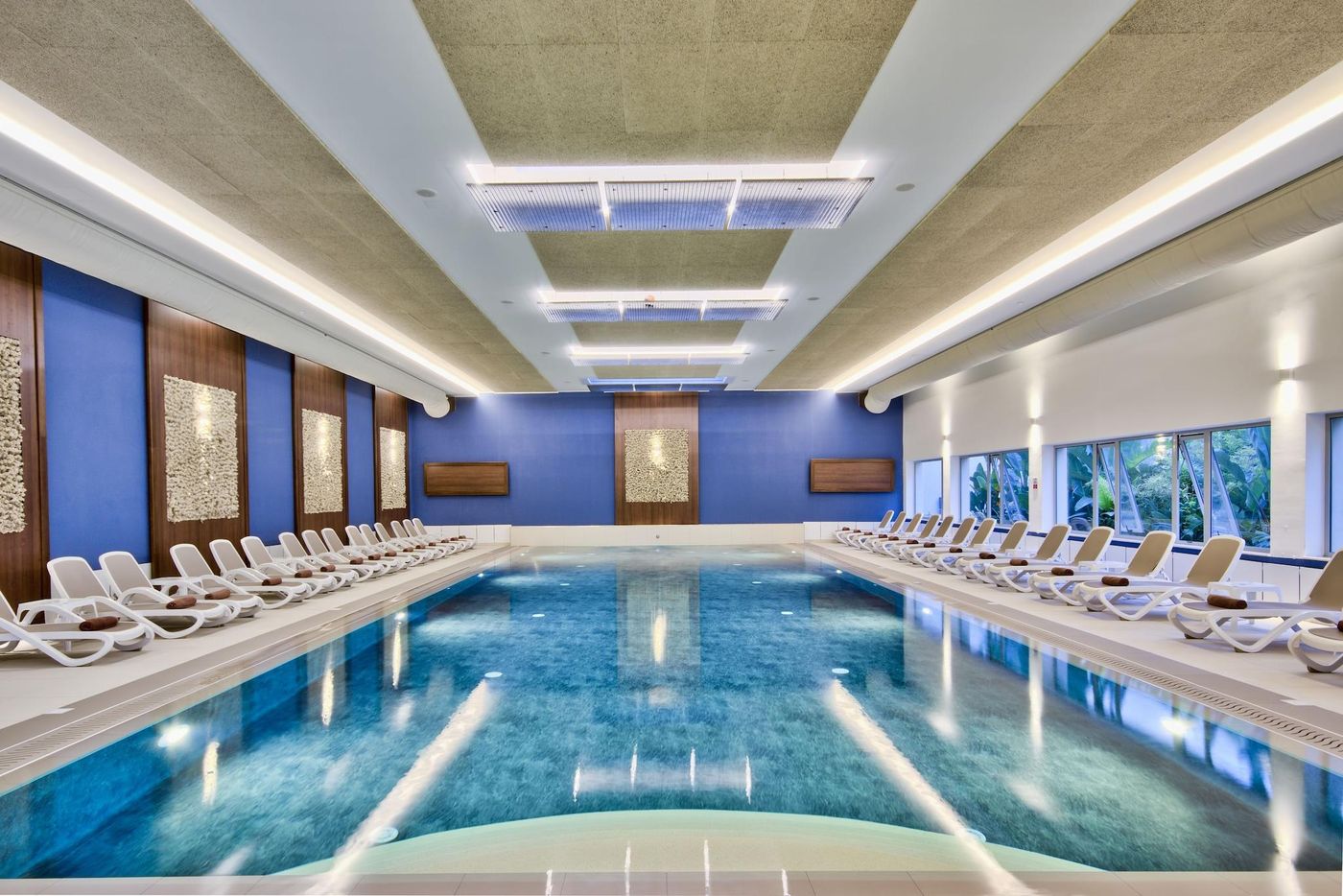 DoubleTree-by-Hilton-Malta-Pool-83