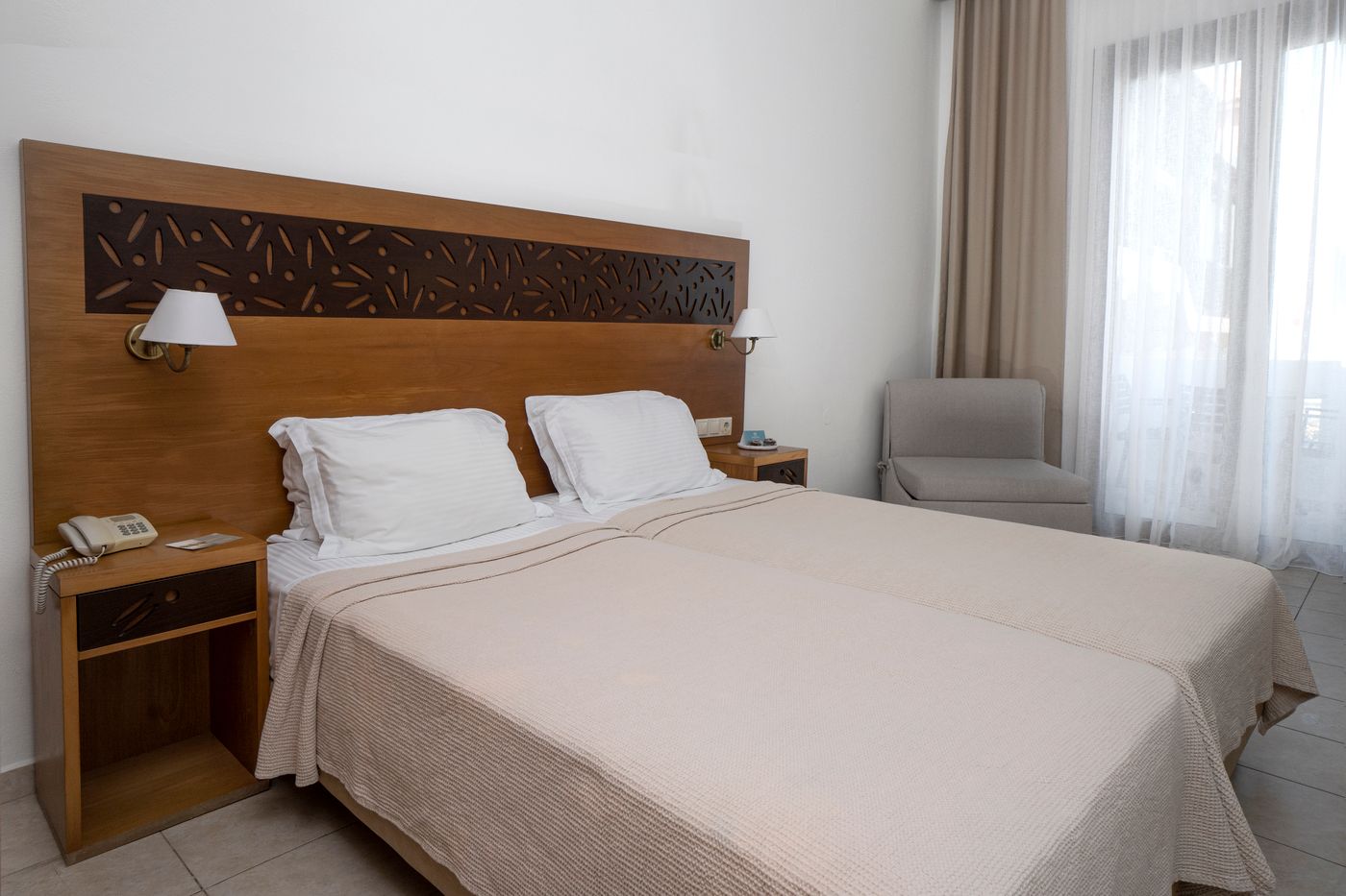 Maritimo-Beach-Hotel-Room-32