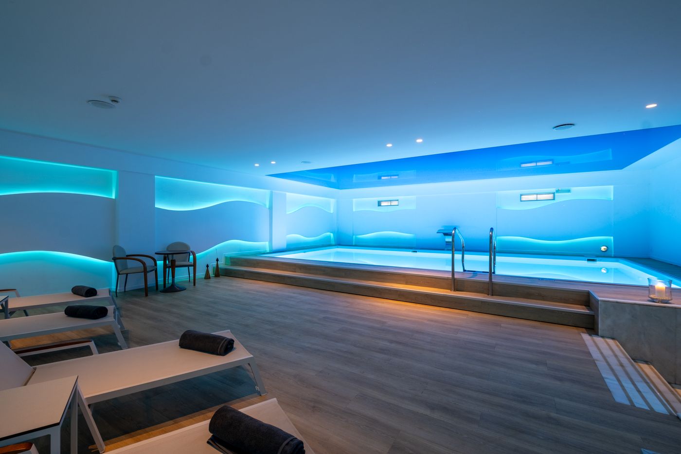 Hotel-Mediterranean-Beach-Sports-and-Entertainment-81