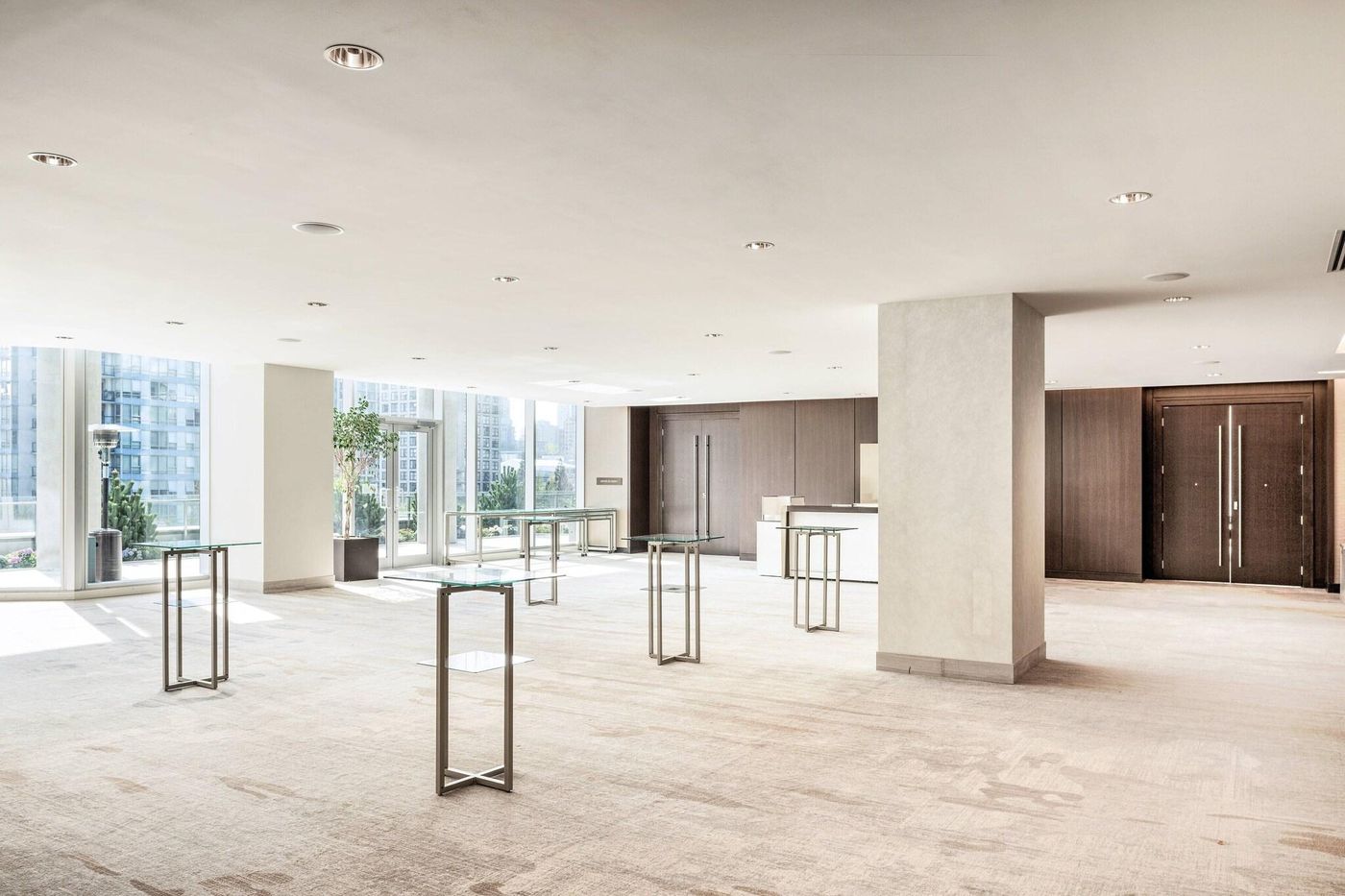 the-DOUGLAS--Autograph-Collection-Conferences-21