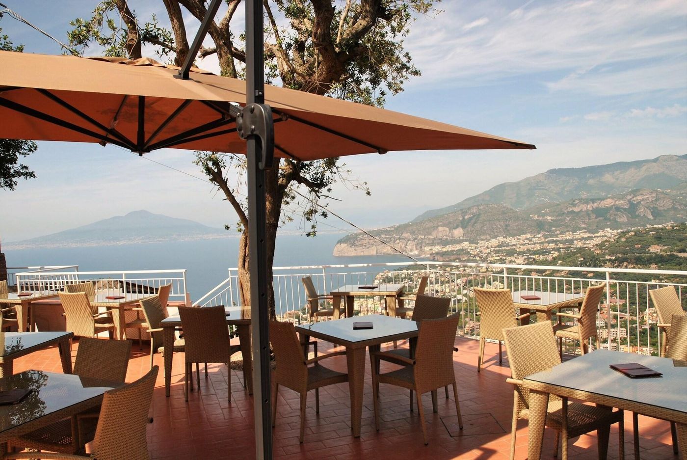 Villa-Fiorita-Restaurant-40