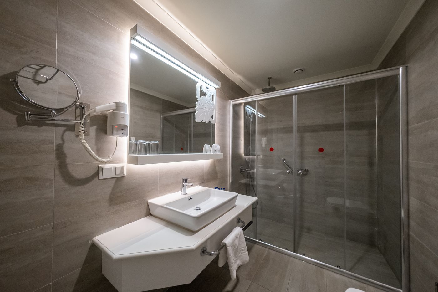 Laguna-Beach-Alya-Resort---Spa-Hotel-Room-14