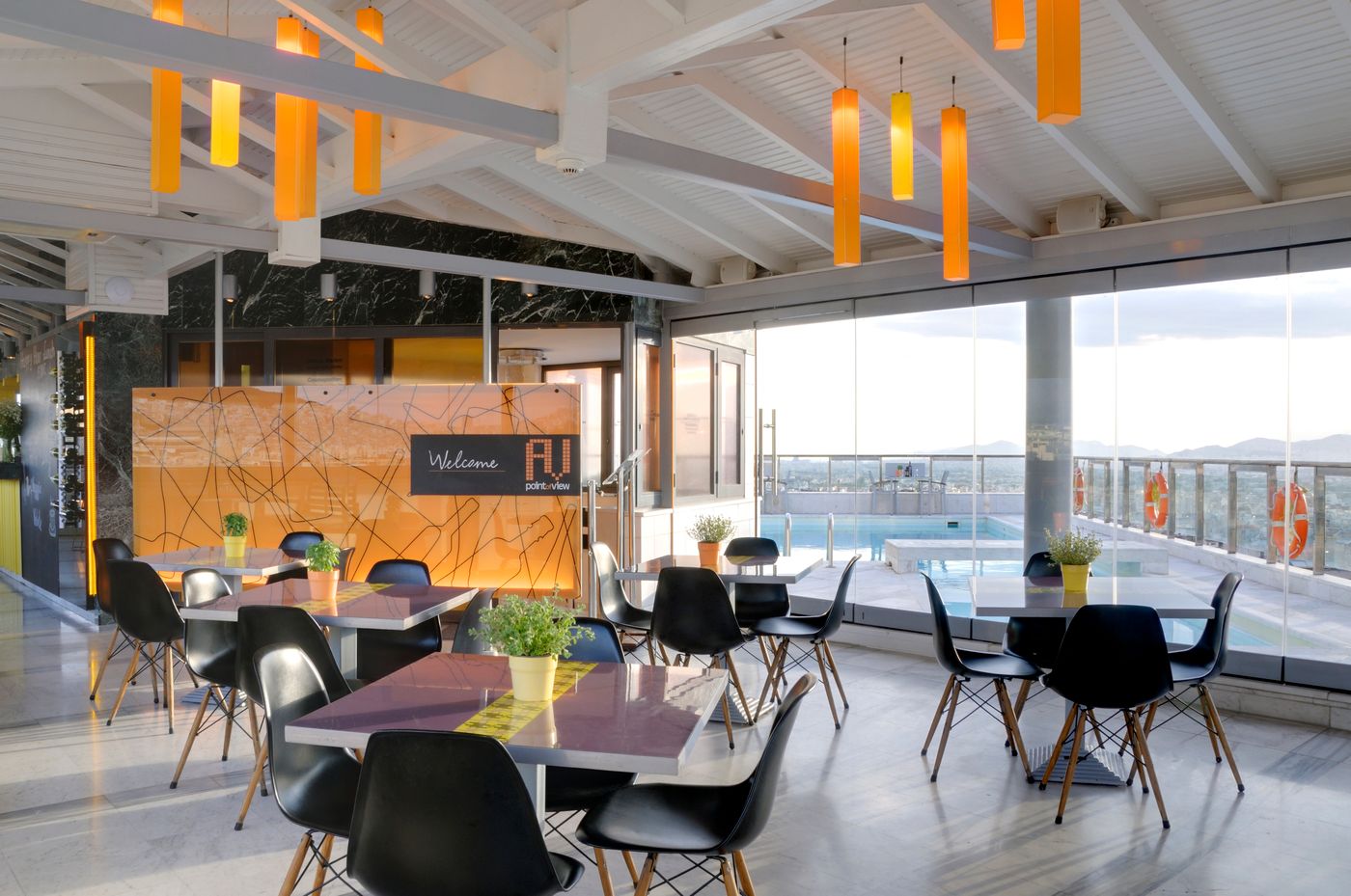 Dorian-Inn--Sure-Hotel-Collection-by-Best-Western-Restaurant-7