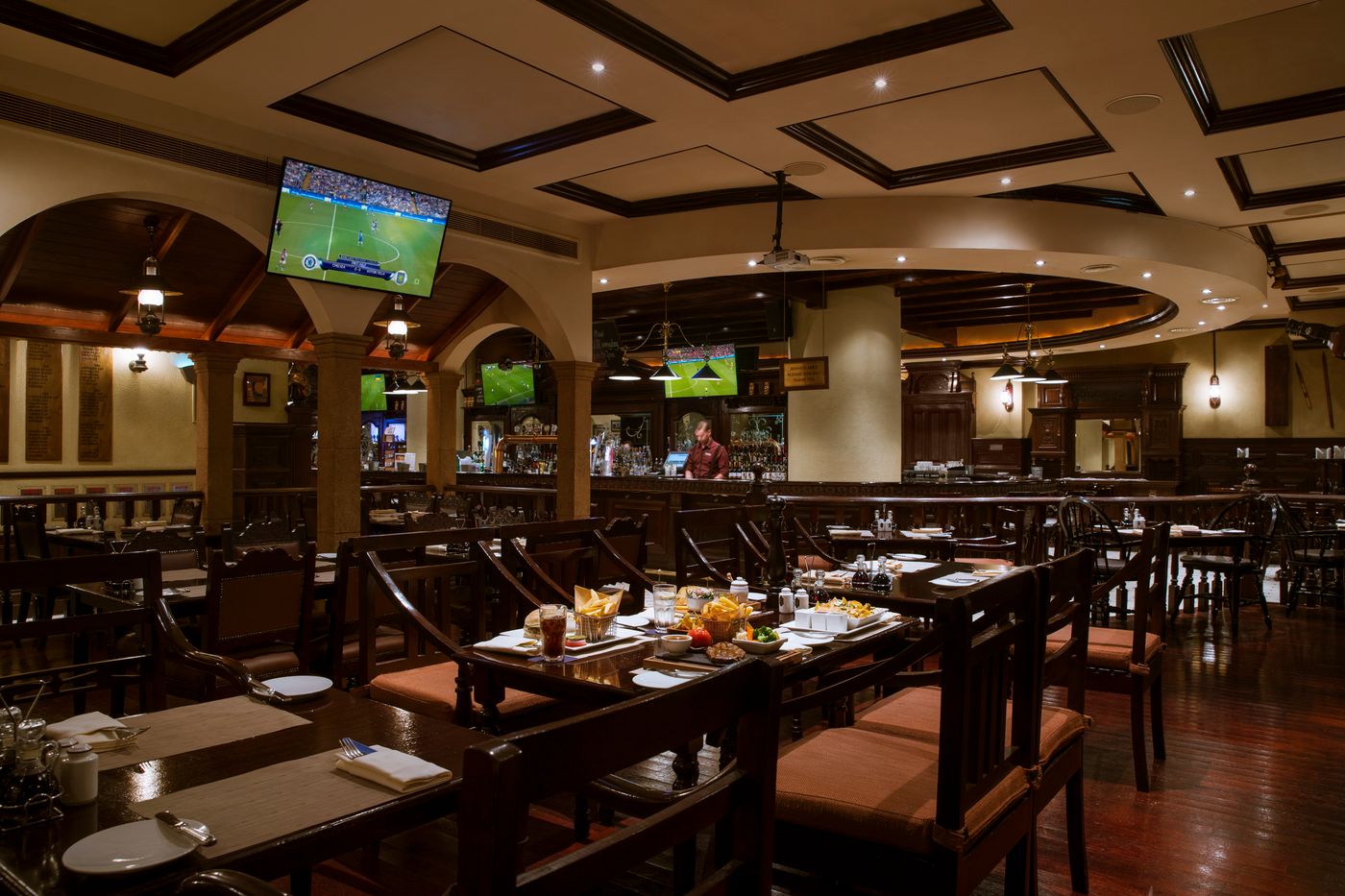 Towers-Rotana-Bar-47