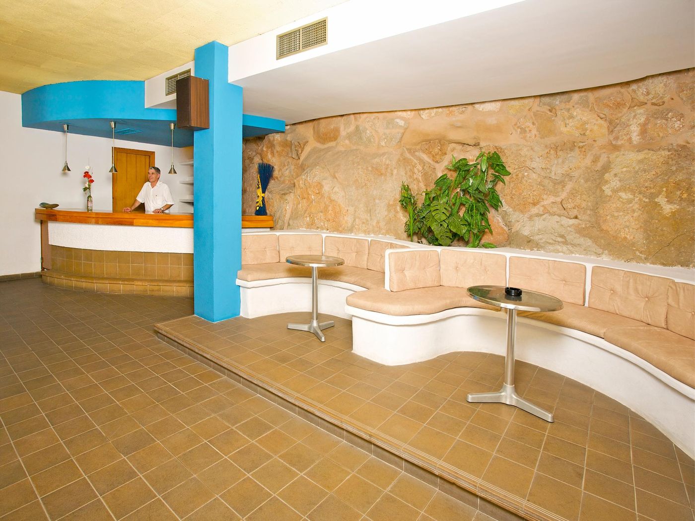 Complejos-San-Miguel-Park---Esmeralda-Mar-Lobby-38