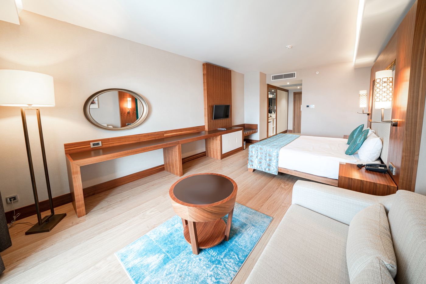Ramada Hotel & Suite by Wyndham Kusadasi