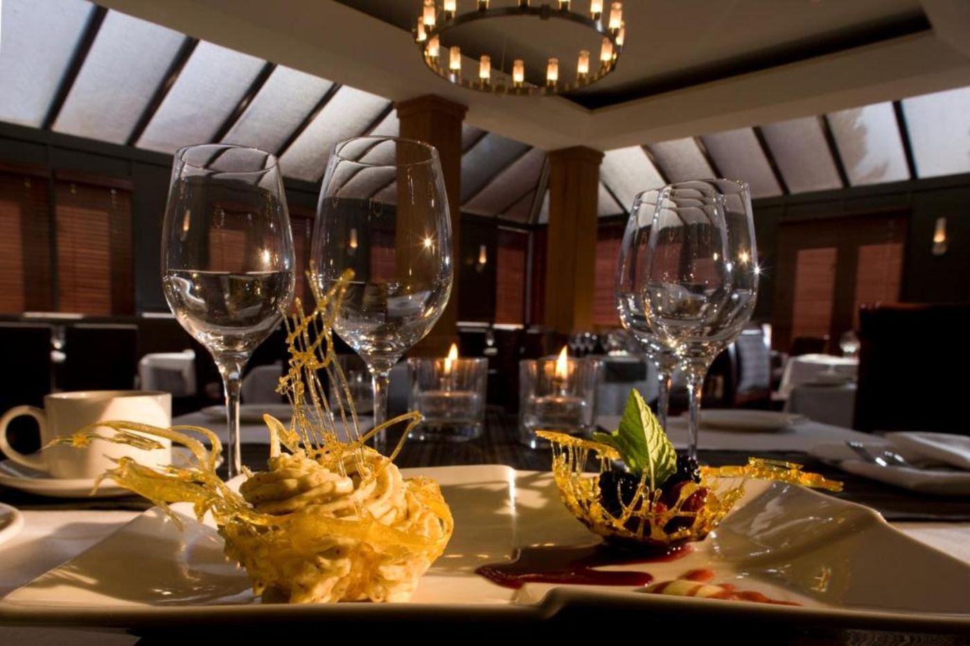 Executive-Hotel-Vancouver-Airport-Restaurant-13