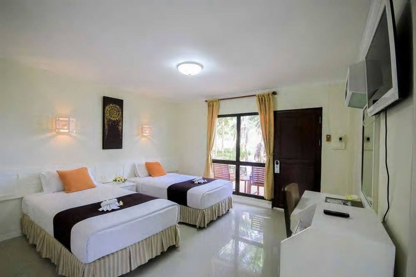 Coral-Island-Resort-Room-42