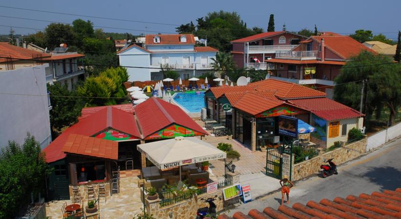 Tom and John's Apartments