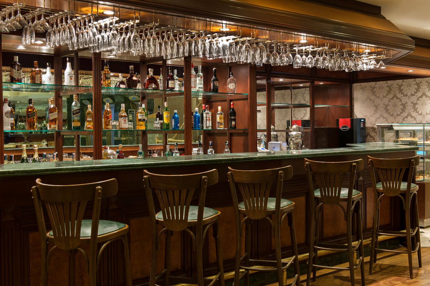 Elite-World-Comfy-Istanbul-Taksim-Hotel-Bar-37