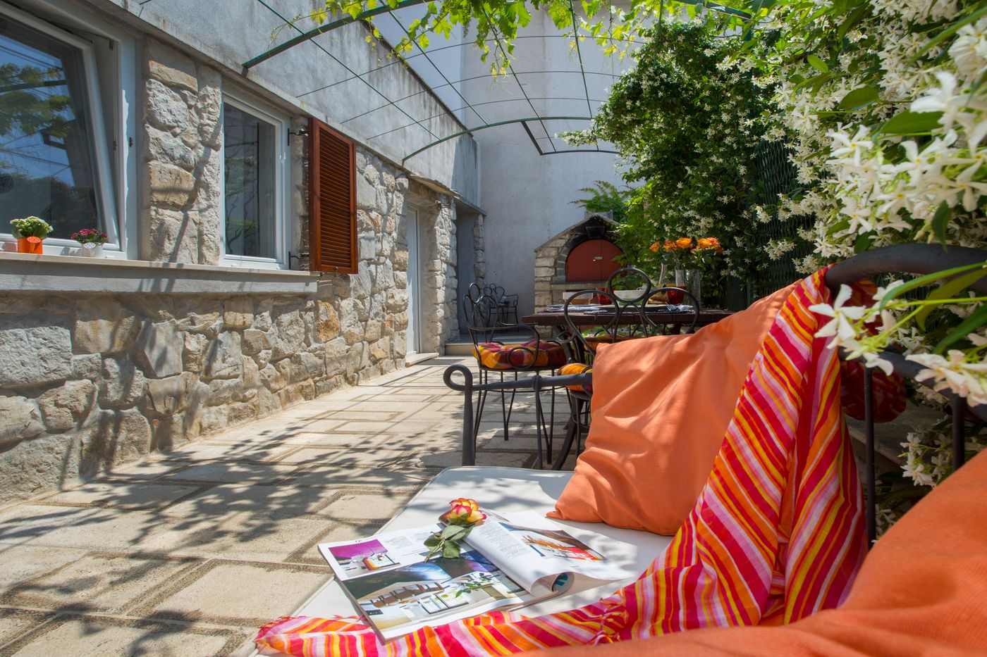 Apartment-Alma-General-view-39