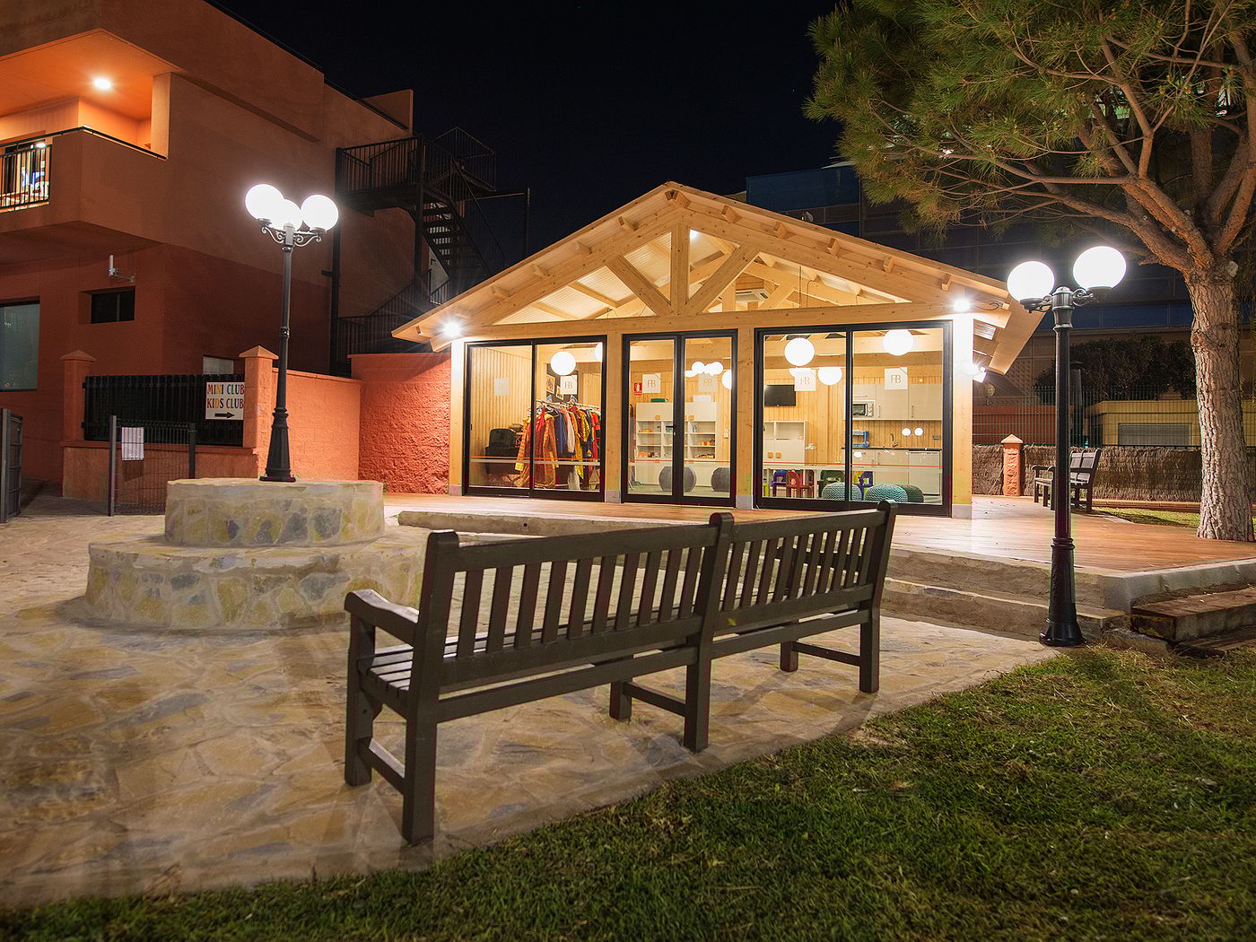 Fuengirola-Beach-Sports-and-Entertainment-14