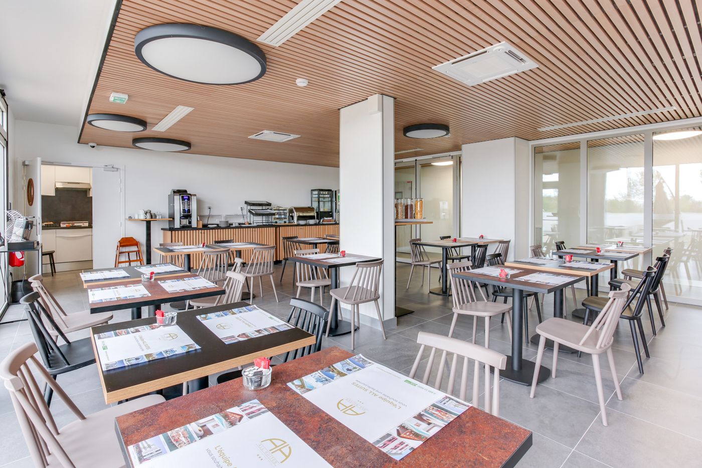 All-Suites-Massy-Palaiseau-Restaurant-57