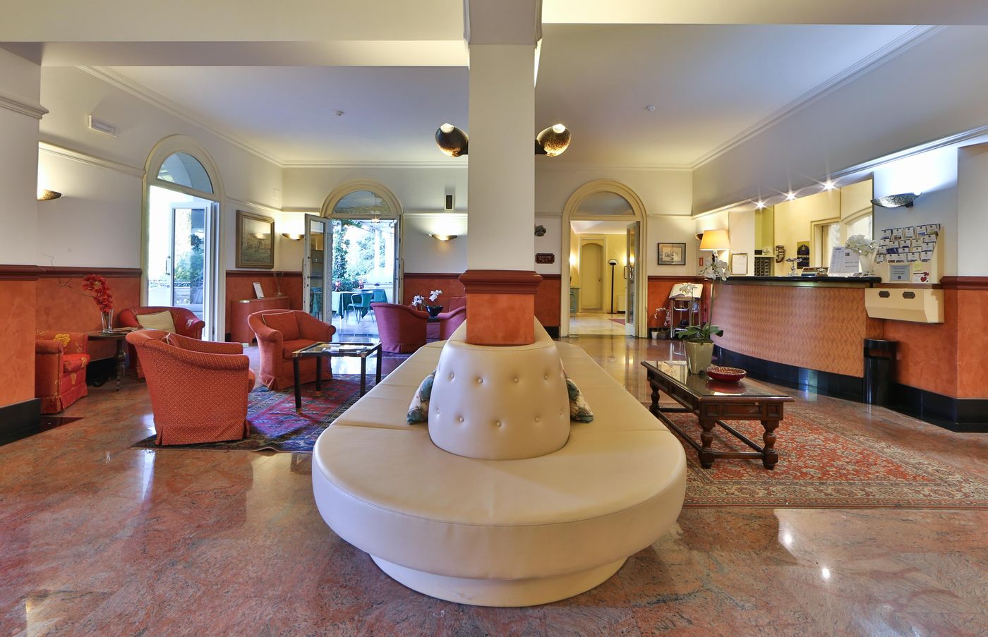Hotel-Biasutti-Lobby-12