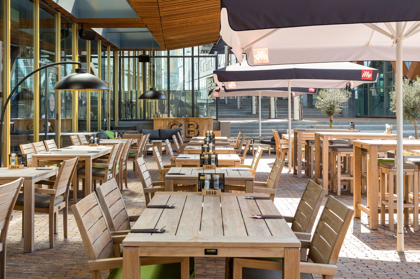 Novotel Amsterdam Schiphol Airport-Netherlands-HOOFDDORP-Terrace-1