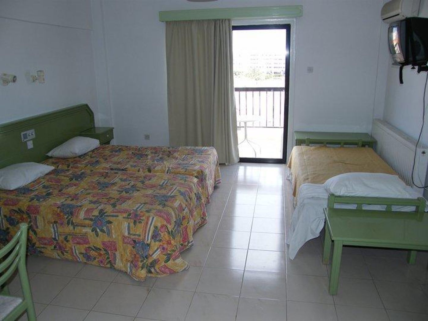 Livas Hotel Apartments