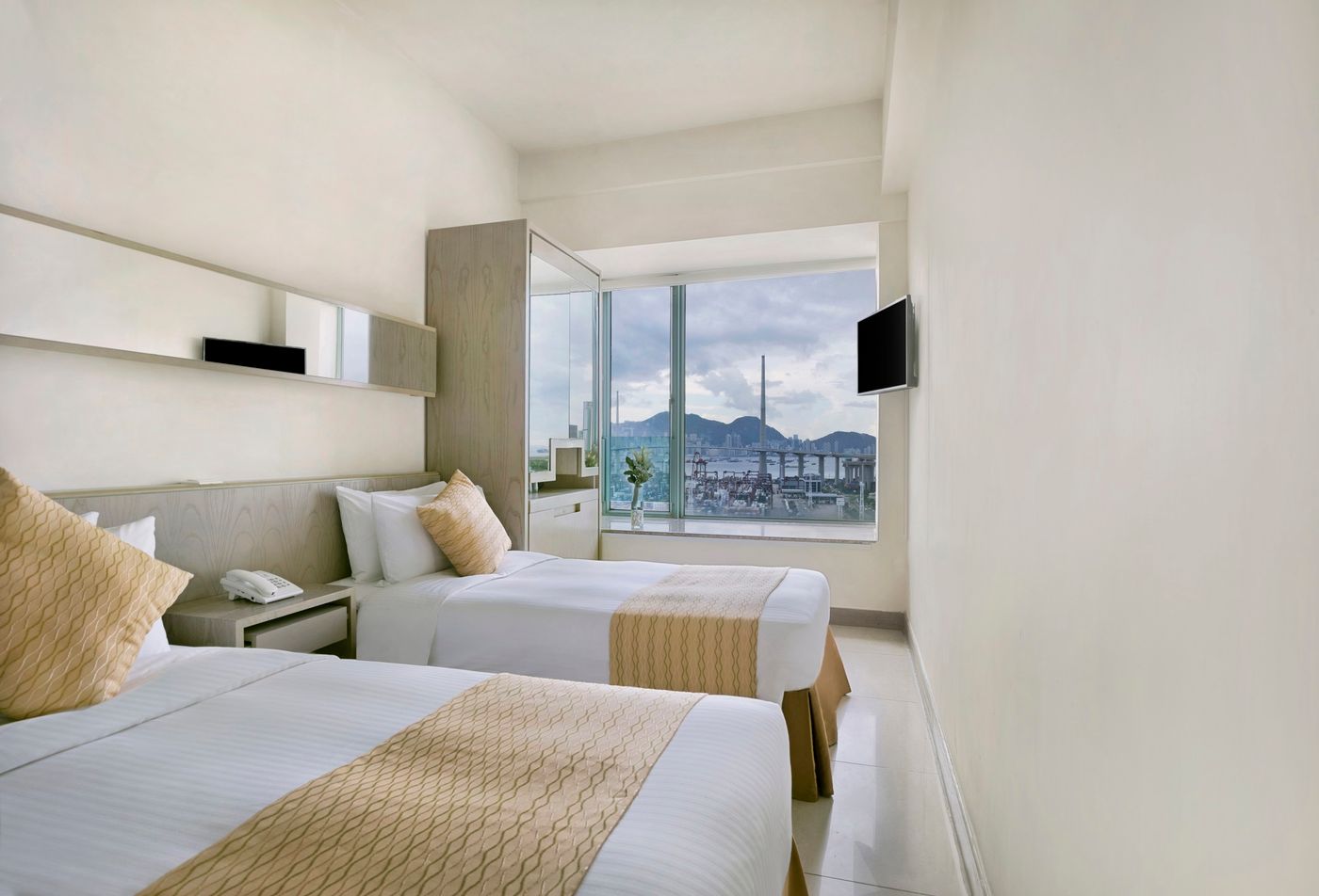 Rambler-Oasis-Hotel-Room-11