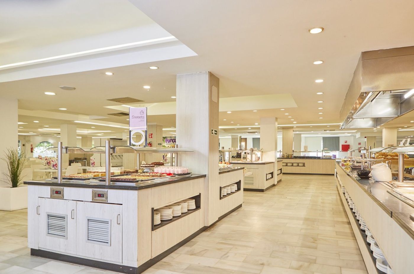 Fergus Style Bahamas