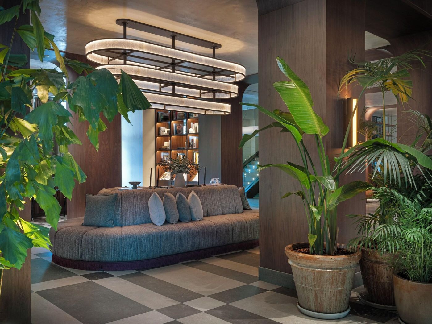 AC-Madrid-Cuzco-Lobby-5