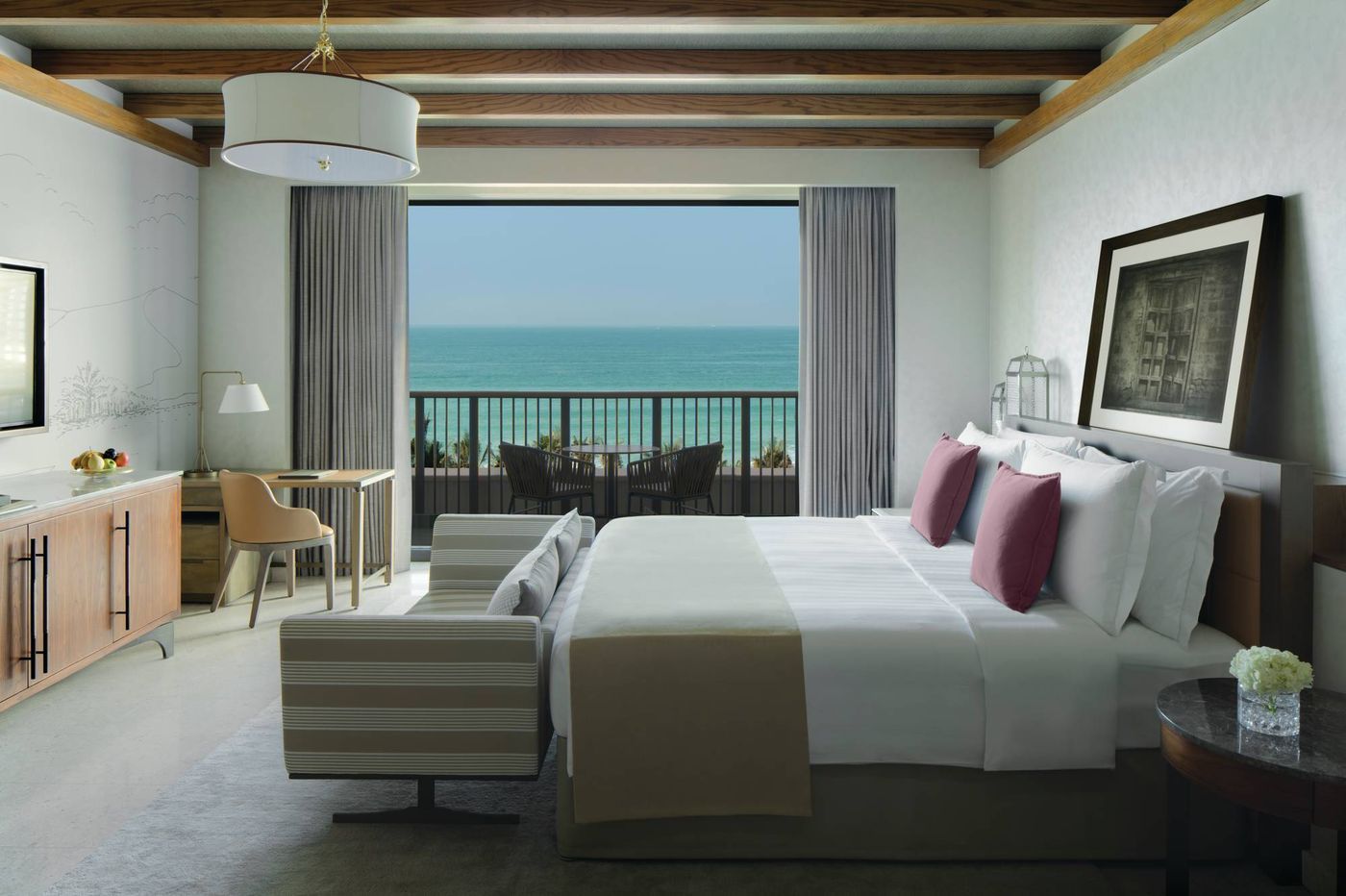 Madinat-Jumeriah---Jumeirah-Al-Naseem-Room-16