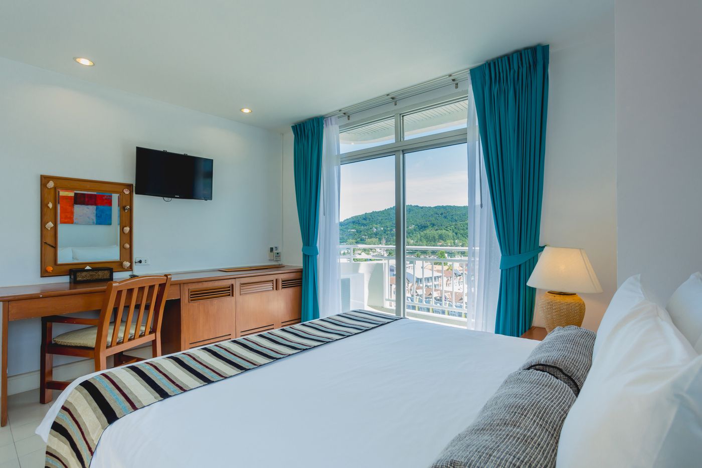 Waterfront-Suites-Phuket-by-Centara-Room-16