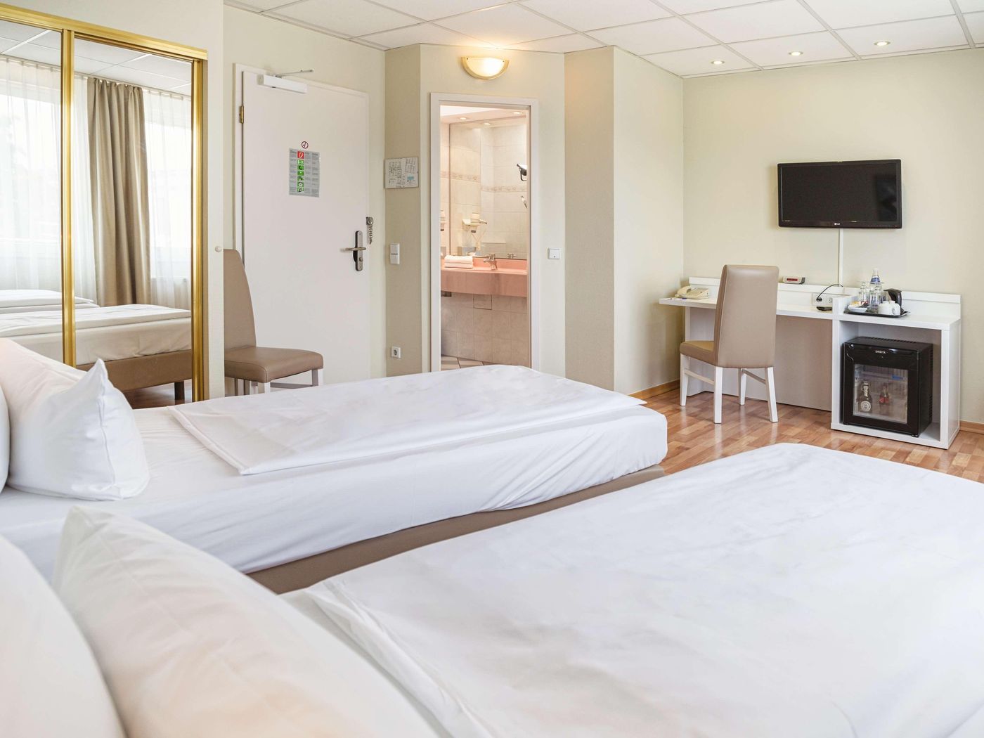 Hotel-am-Schloss-Koepenick-Berlin-by-Golden-Tulip-Room-11