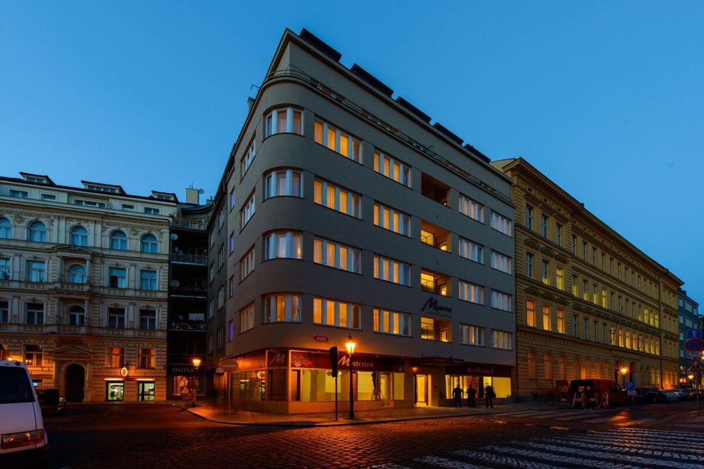 Myo-Hotel-Mysterius-General-view-3