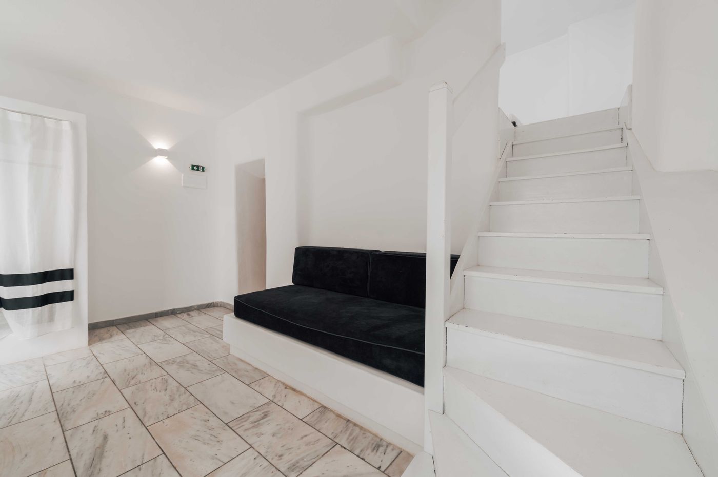 Mr---Mrs-White-Mykonos-Room-48