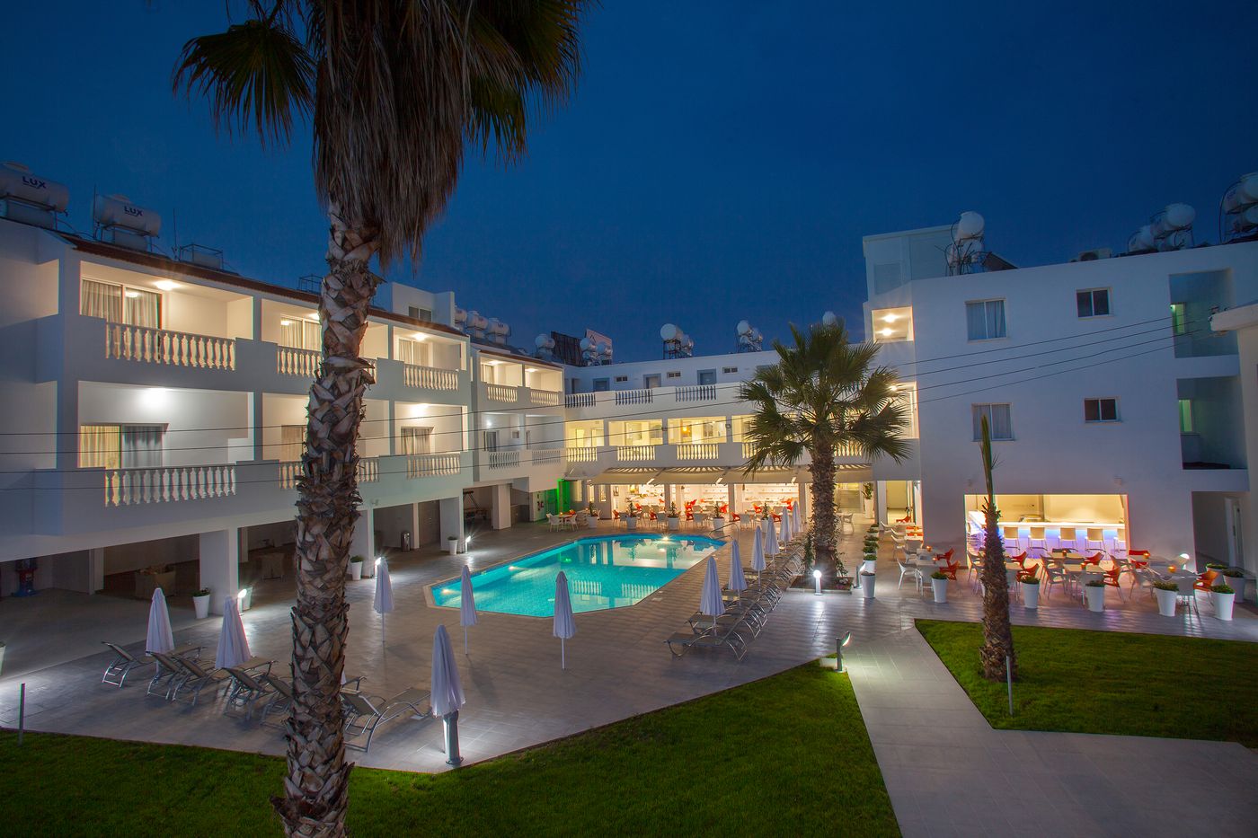 Princessa Vera Hotel Apartments