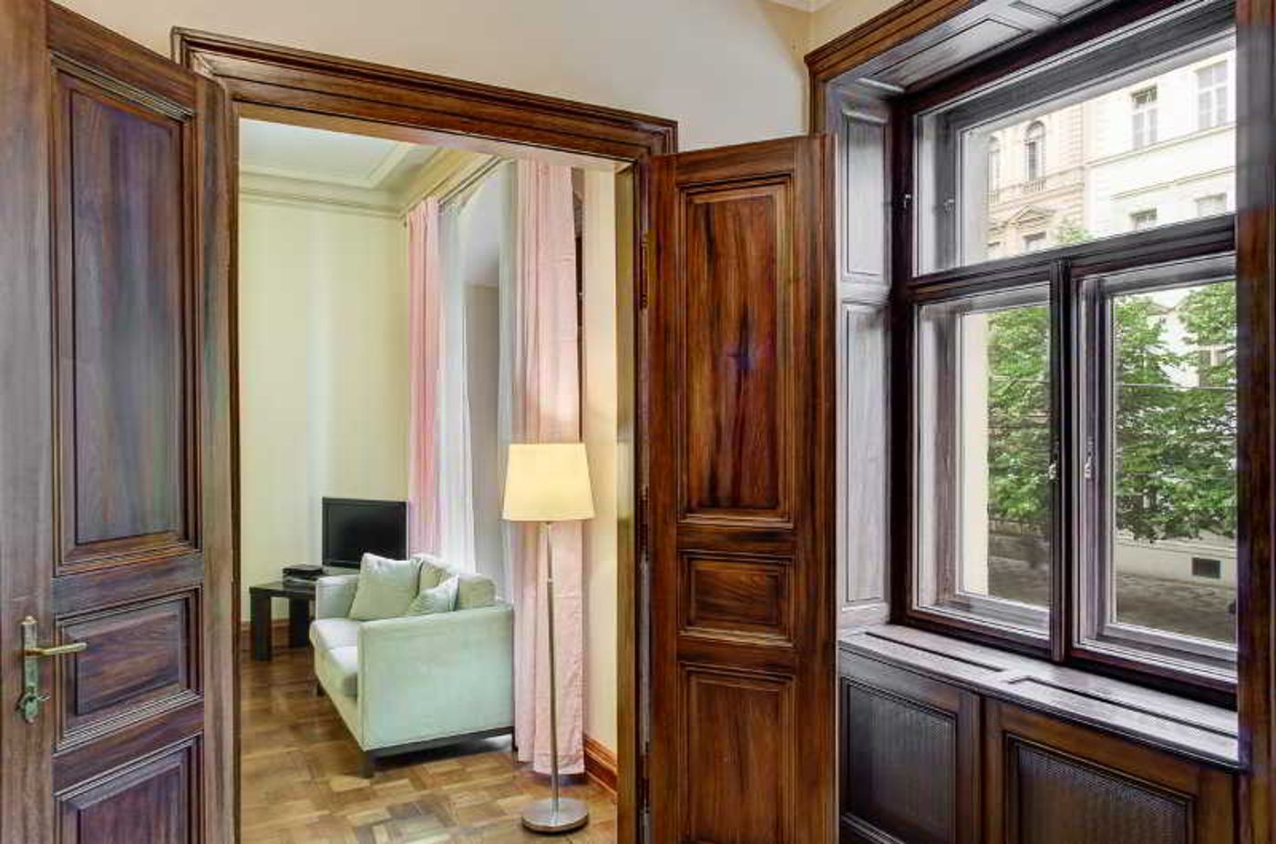 The-Art-House-Room-5