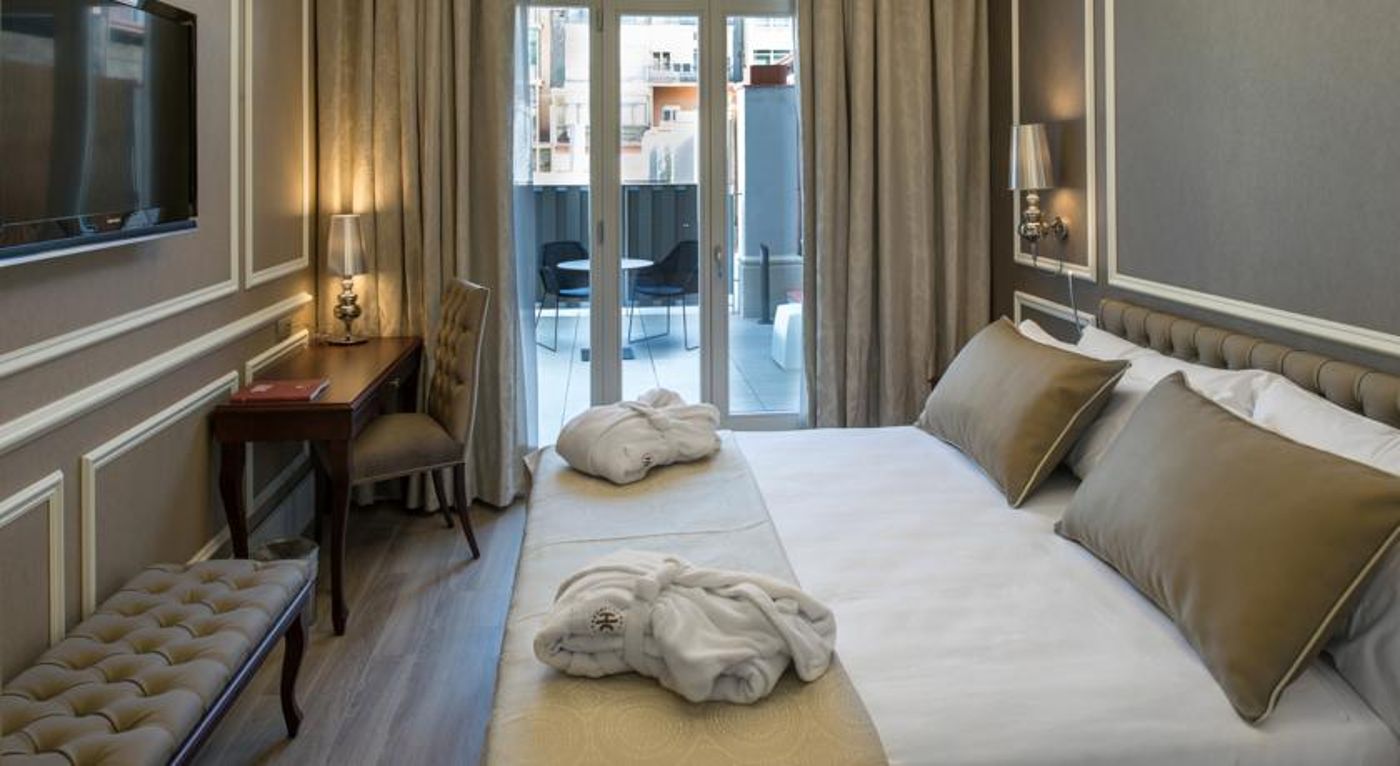 Catalonia Passeig de Gracia