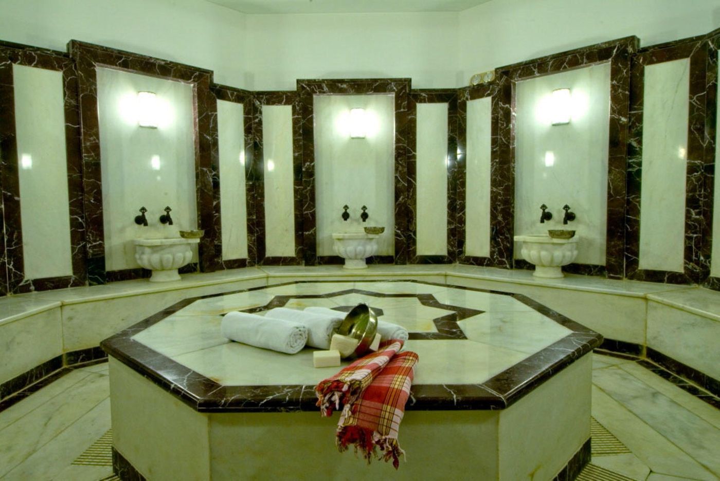 WOW-Istanbul-Sports-and-Entertainment-10