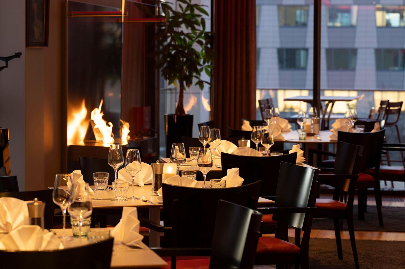 Scandic-Berlin-Potsdamer-Platz-Bar-24