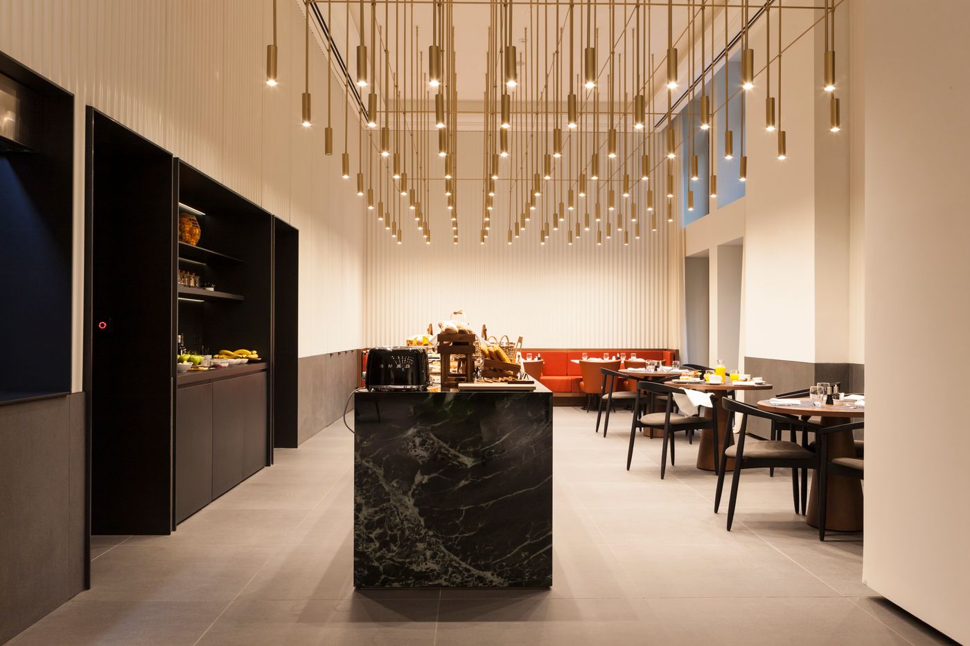 Kozmo-Hotel-Suites---Spa-Restaurant-15