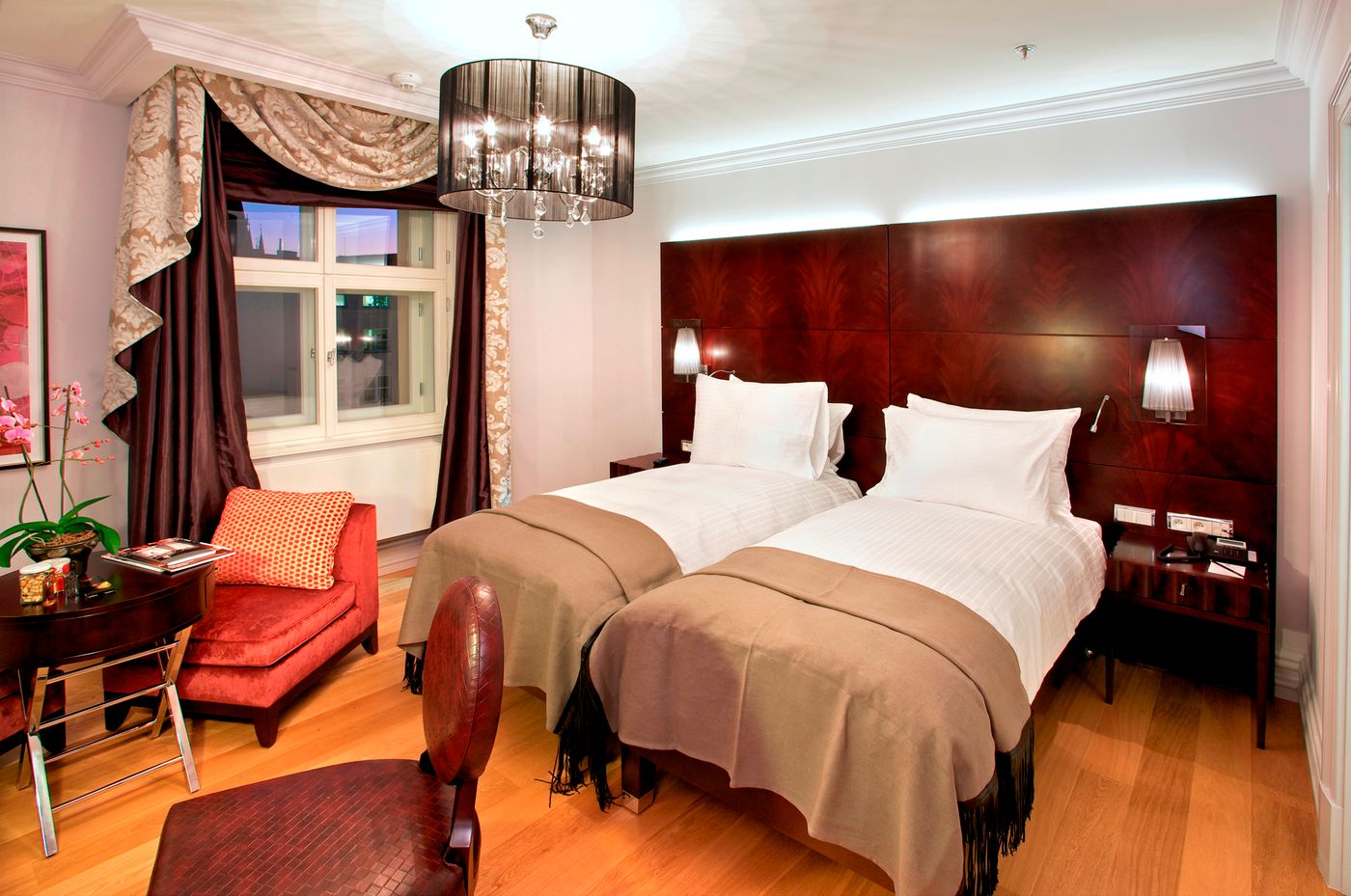 The-Grand-Mark-Prague-Room-17