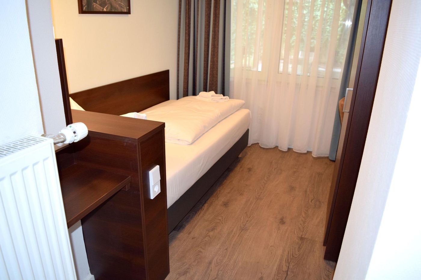 Trip Inn Budget  Hotel Messe - Germany - Frankfurt - Room - 4