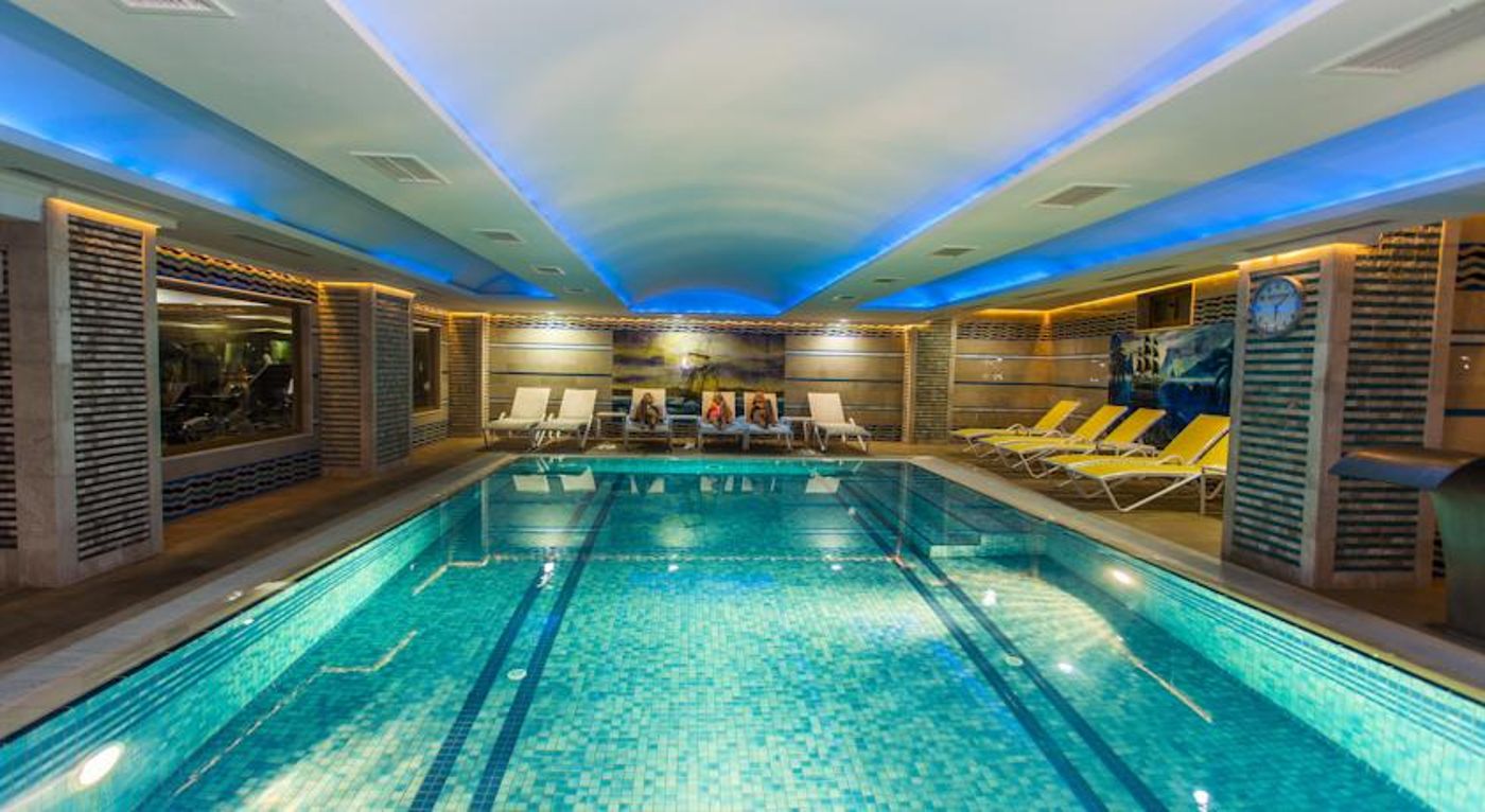 White Gold Hotel & Spa