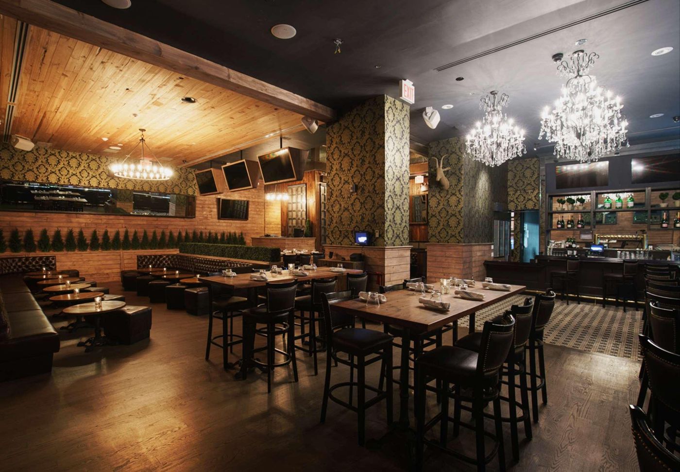 Hilton-Garden-Inn-New-York-Midtown-Park-Ave-Restaurant-22